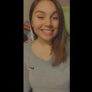 Meet your Posher, Alexis